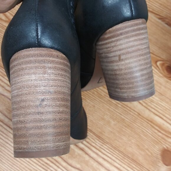 Lucky Brand Women's Sivya Leather Block Heel Fashion Ankle Boots Shoes size 6.5M - Picture 8 of 11